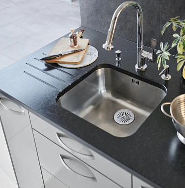 Универсальная фильтр-пробка WIRQUIN D110 мм CATCHY, серая