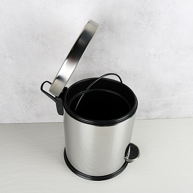 Fixsen HOTEL FX-34024 Ведро с крышкой 5л, хром